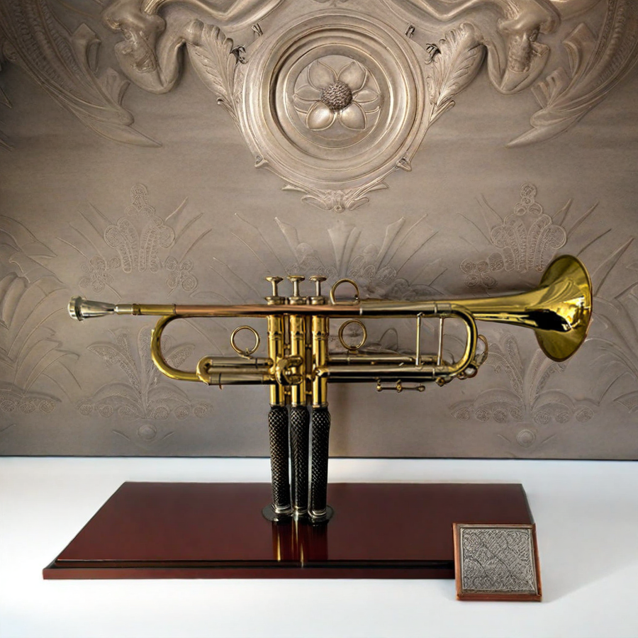 Exceptional Yellow Brass Trumpet - for Versatile Musicians